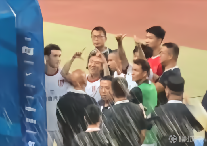 韦世豪社交媒体发声:又要被追加处罚,真好;就这么喜欢盯着我,哪年不罚我?